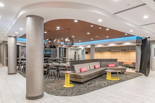 SpringHill Suites Dallas Central Expressway - image 15