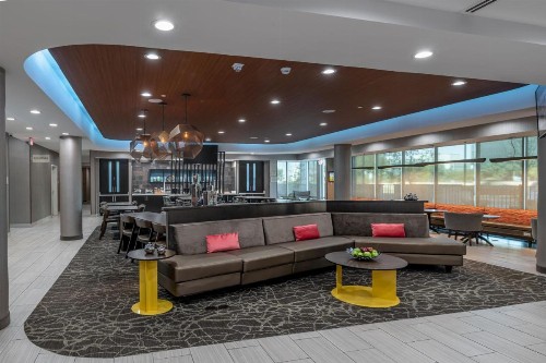 SpringHill Suites Dallas Central Expressway - image 18