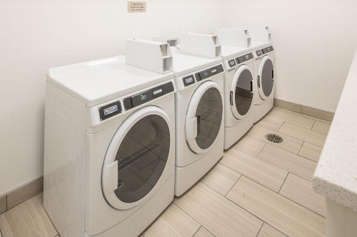SpringHill Suites Dallas Central Expressway - image 43