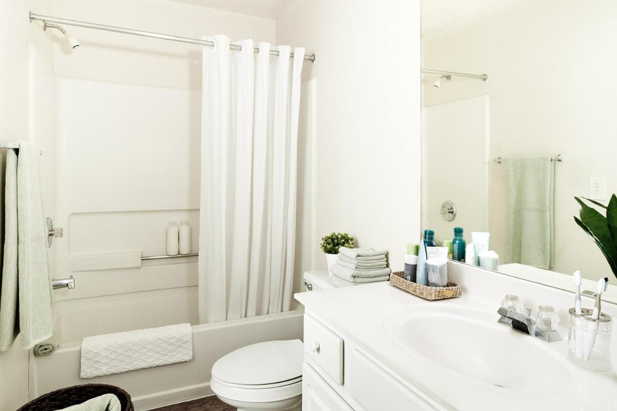 InTown Suites Extended Stay Dallas TX – Preston Rd - image 6