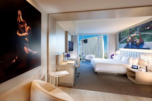 HALL Arts Hotel Dallas Curio Collection by Hilton - image 10