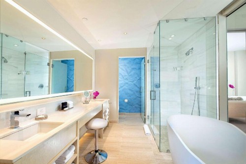 HALL Arts Hotel Dallas Curio Collection by Hilton - image 27