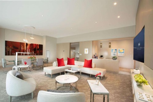 HALL Arts Hotel Dallas Curio Collection by Hilton - image 3