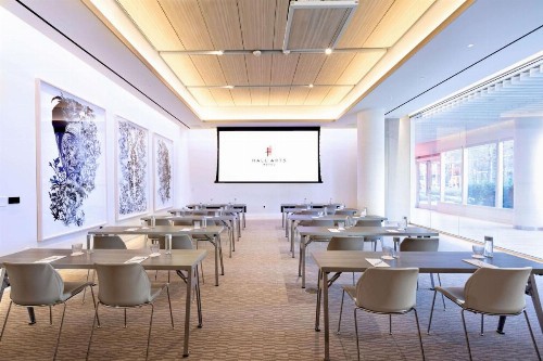 HALL Arts Hotel Dallas Curio Collection by Hilton - image 7