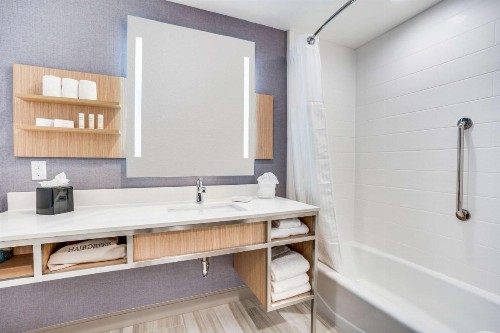 Hilton Garden Inn Dallas-Central Expy/North Park Area Tx - image 22