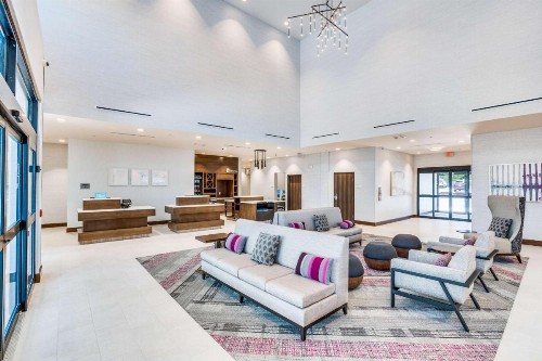 Hilton Garden Inn Dallas-Central Expy/North Park Area Tx - image 8