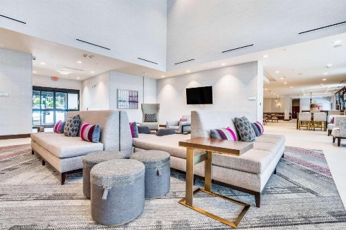Hilton Garden Inn Dallas-Central Expy/North Park Area Tx - image 9