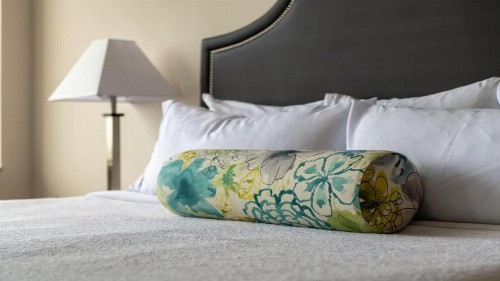 CozySuites Best Sky Pool in Dallas 1BR