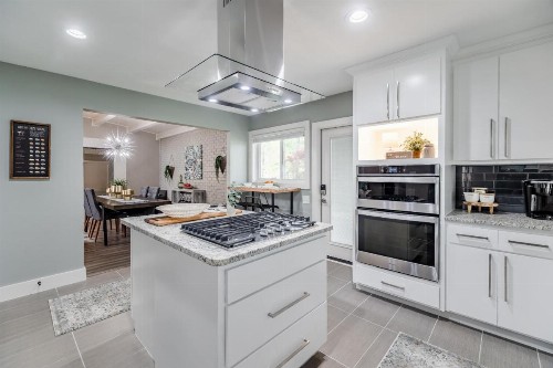 Preston Hollow Retreat - image 9