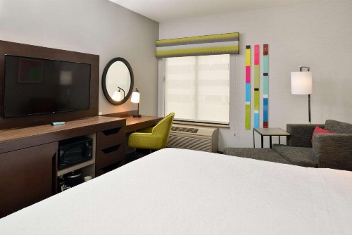 Hampton Inn San Francisco - Daly City - image 12