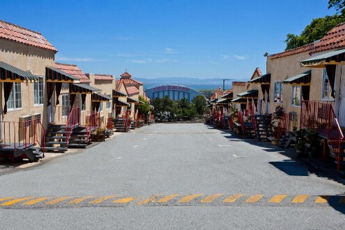 Alpine Inn & Suites