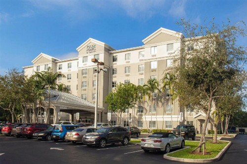 Four Points by Sheraton Fort Lauderdale Airport - Dania Beach - image 2