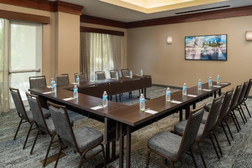Courtyard by Marriott Fort Lauderdale Airport & Cruise Port - image 34
