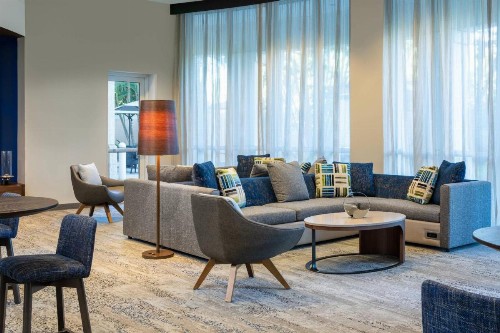 Courtyard by Marriott Fort Lauderdale Airport & Cruise Port - image 6