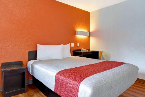 Motel 6 Dania Beach - image 17