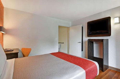 Motel 6 Dania Beach - image 18