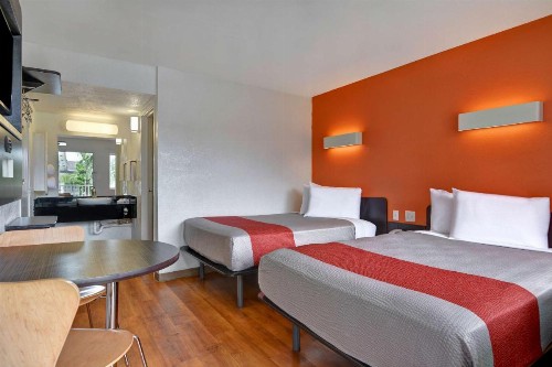 Motel 6 Dania Beach - image 19