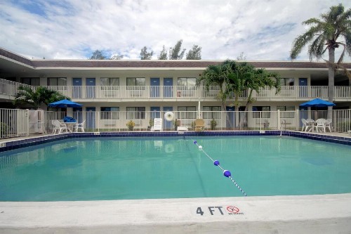 Motel 6 Dania Beach - image 27