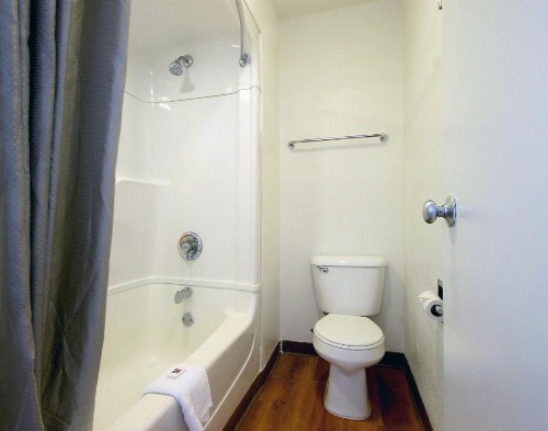 Motel 6 Dania Beach - image 35