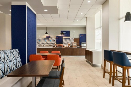 Holiday Inn Express Fort Lauderdale Airport South an IHG Hotel - image 23
