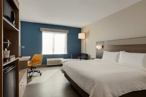 Holiday Inn Express Fort Lauderdale Airport South an IHG Hotel - image 36