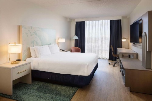 Hotel Dello Ft Lauderdale Airport Tapestry Collection by Hilton - image 10
