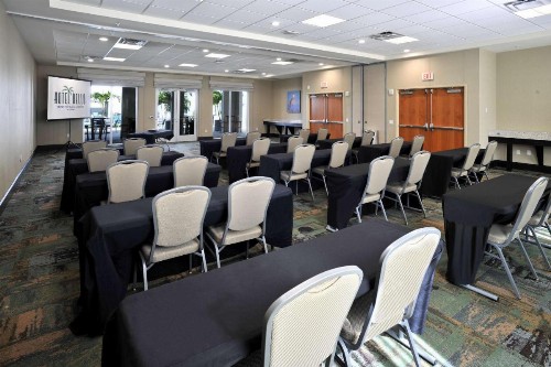 Hotel Dello Ft Lauderdale Airport Tapestry Collection by Hilton - image 18