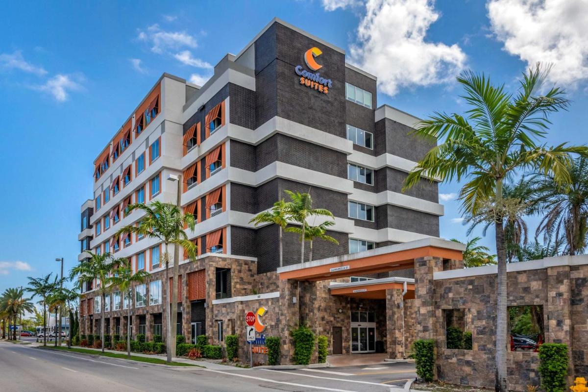 Comfort Suites Fort Lauderdale Airport & Cruise Port - main image