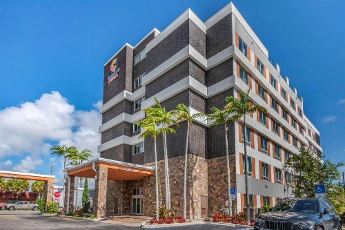 Comfort Suites Fort Lauderdale Airport & Cruise Port - image 17