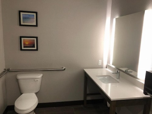 Comfort Suites Fort Lauderdale Airport & Cruise Port - image 47