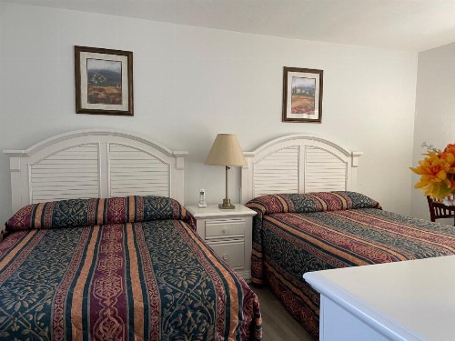 Shell Motel Hollywood - image 34