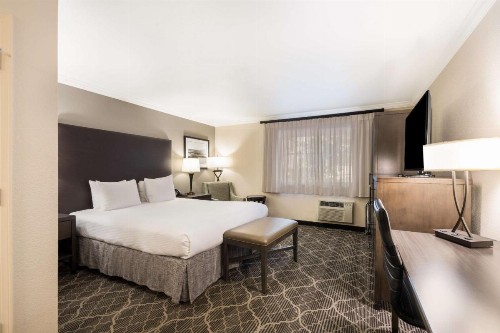 Best Western Danville Sycamore Inn - image 32