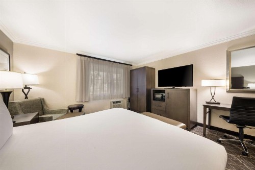 Best Western Danville Sycamore Inn - image 34