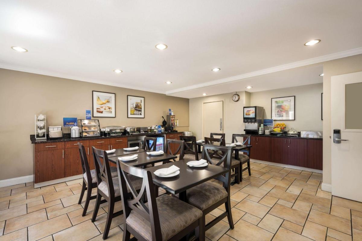Best Western Danville Sycamore Inn - image 4