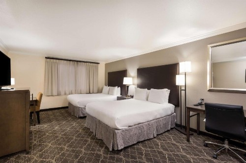 Best Western Danville Sycamore Inn - image 5