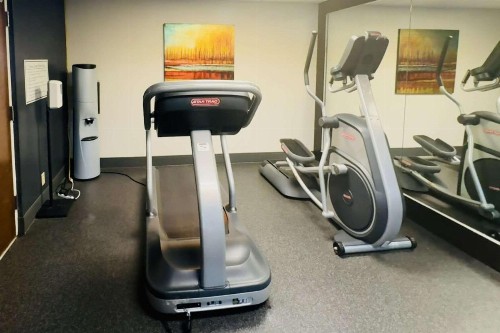 Quality Inn - image 44