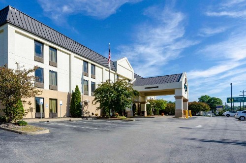 Quality Inn - image 5