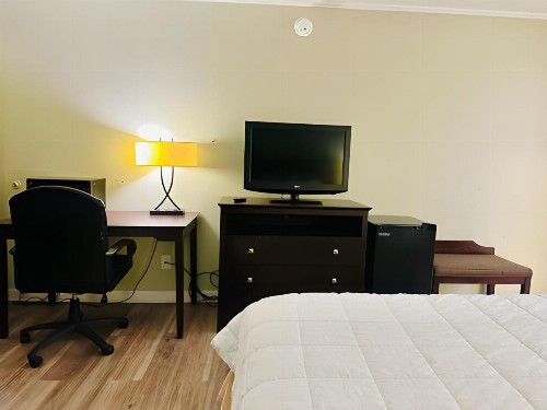 Astoria Hotel Danville North - image 10