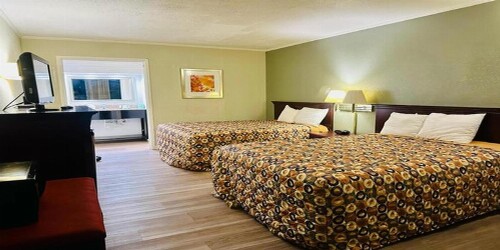 Astoria Hotel Danville North - image 18