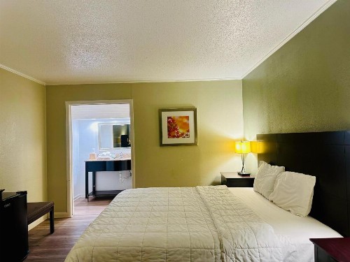 Astoria Hotel Danville North - image 3