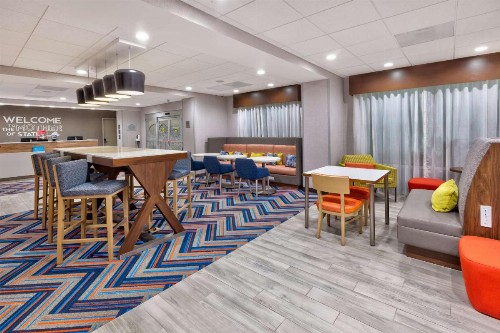 Hampton Inn Danville Va - image 6