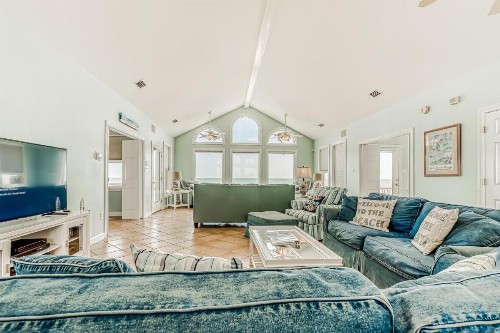 Surfside - image 10