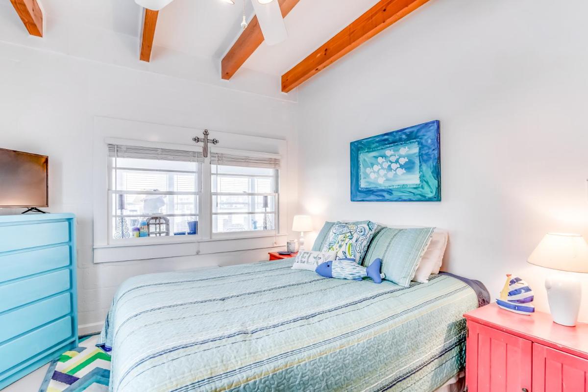 Bayside Bungalow - image 6