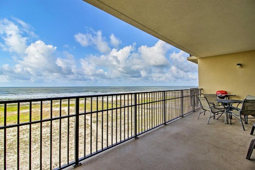 Gulf Front Dauphin Island Condo with Pool Access - image 9