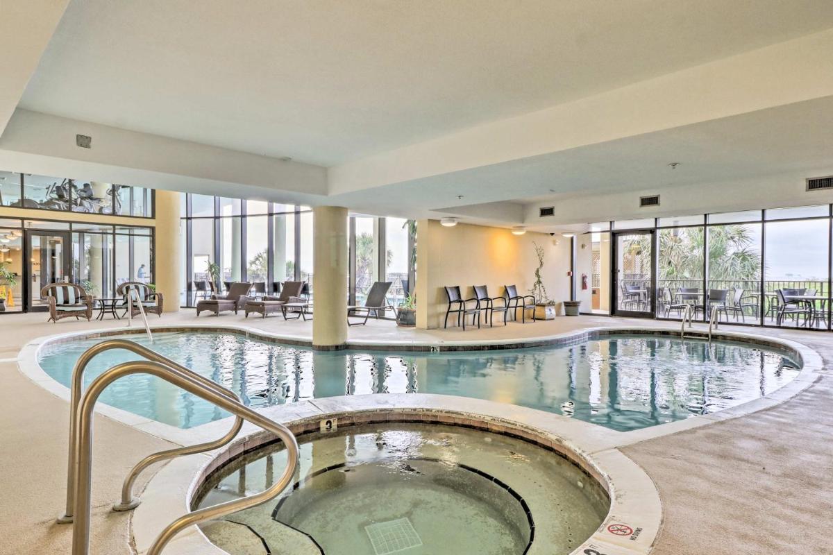 Beachfront Dauphin Island Condo with 2 Pools and Sauna - image 4