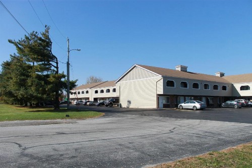 Days Inn by Wyndham Davenport IA - image 12