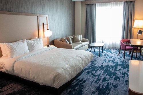 Fairfield Inn & Suites by Marriott Davenport Quad Cities - image 7