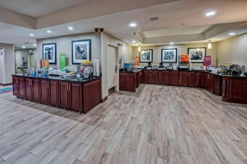 Hampton Inn Orlando-Maingate South - image 14