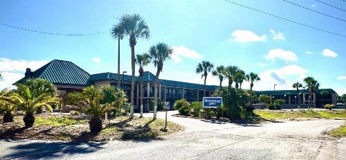 Days Inn And Suites Davenport