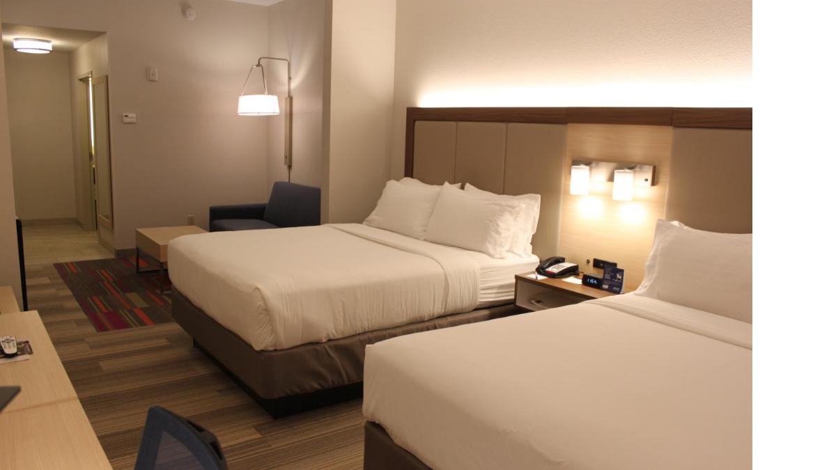 Holiday Inn Express Orlando - South Davenport an IHG Hotel - image 2